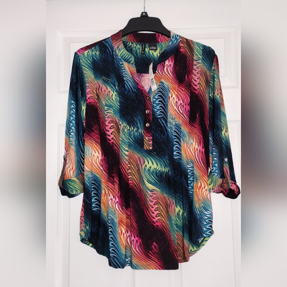 New Directions Multicolor Wave Blouse